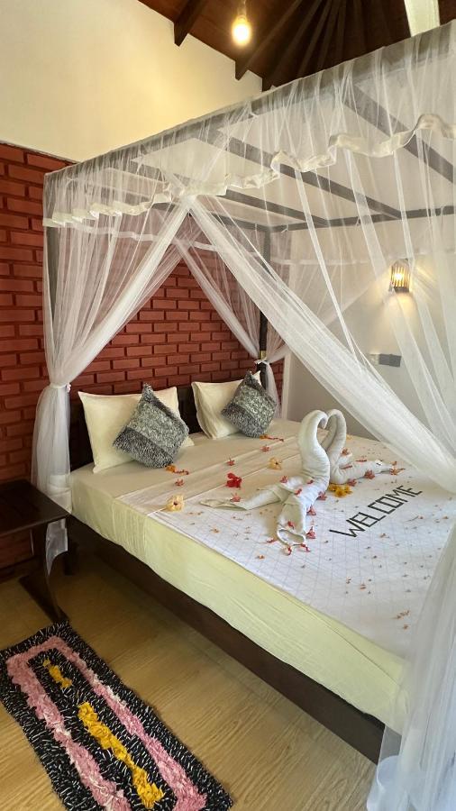 Dosemo Cabana Induruwa Buitenkant foto