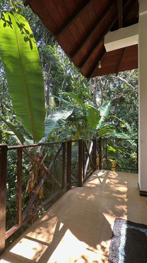 Dosemo Cabana Induruwa Buitenkant foto
