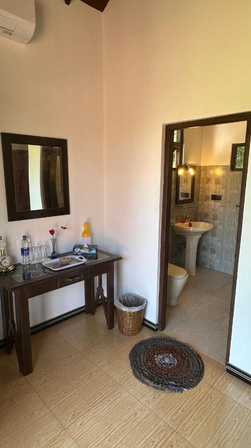 Dosemo Cabana Induruwa Buitenkant foto